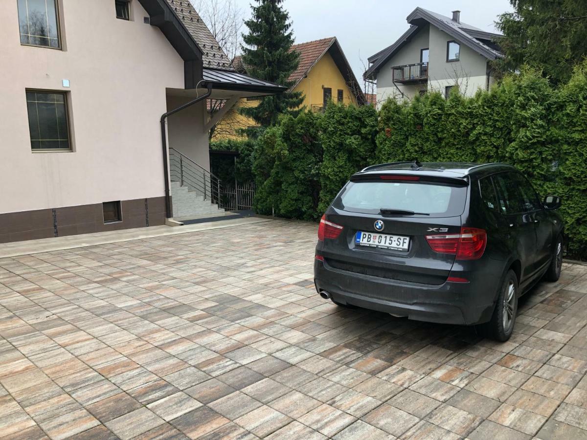 Blagojevic Апартаменты *